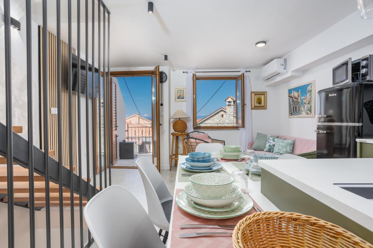 Apartmen Plus U Centru Blizu Plaze 奈维斯 外观 照片